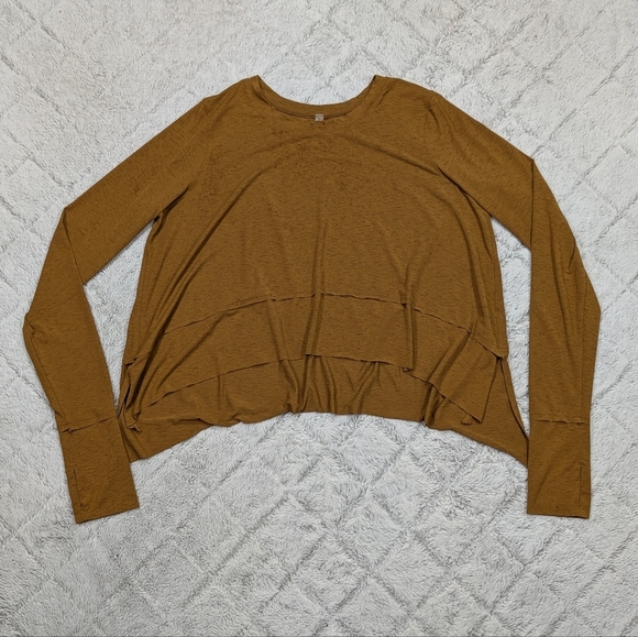 Free People Top Womens M Brown Gold Tempo Long Sleeve Tee Movement LightGently - Picture 1 of 8
